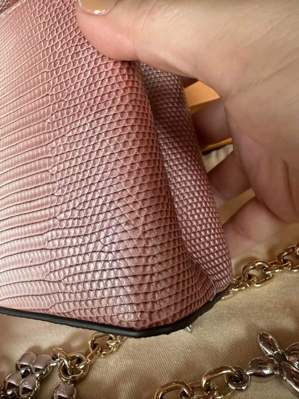 LOUIS VUITTON Mini Capucines in Metallized Sakura Pink Lizard Leather, - Image 7